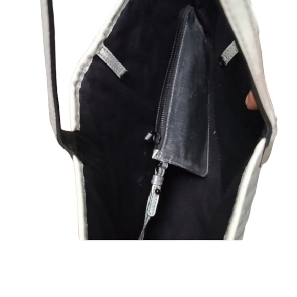 *HOST PICK*Marc jacob silver tote bag - Picture 7 of 8